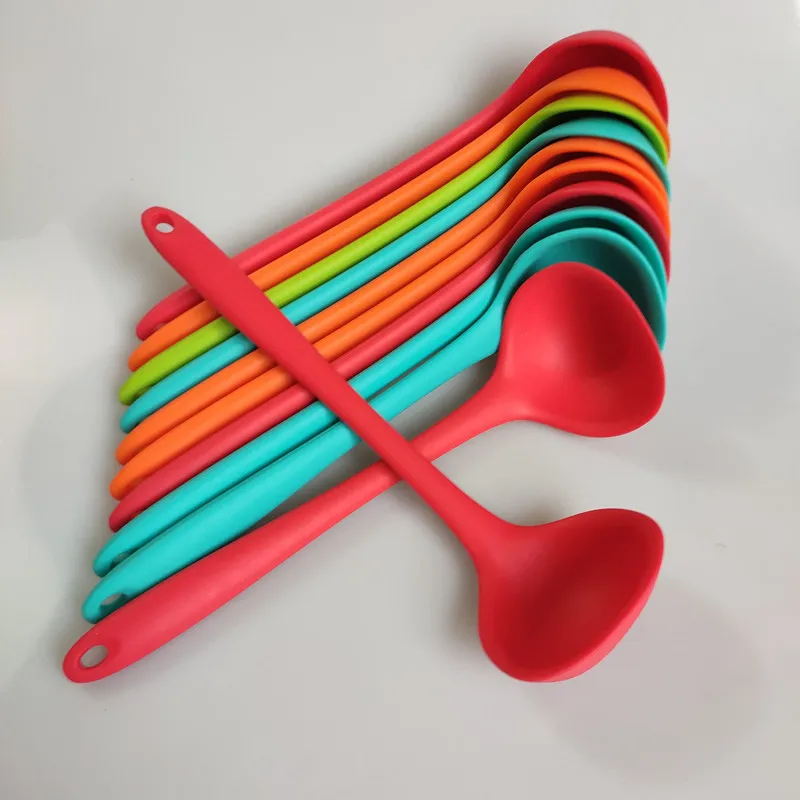 1PC Silicone Ladle Spoon Long Handled Soup Spoon Slightly Curve design Spoons FDA Grade Kitchen Utensils Cooking Tools XB 016