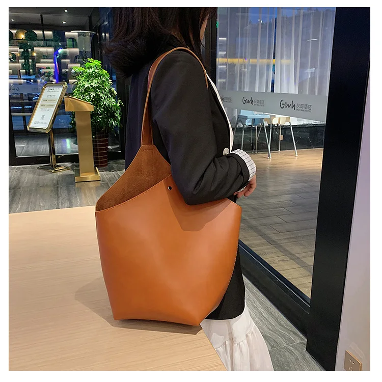 Одноцветная кожаная женская сумка зимняя новая сумка через плечо модная сумка-мешок Черная сумка-мессенджер дорожная сумка кошелек