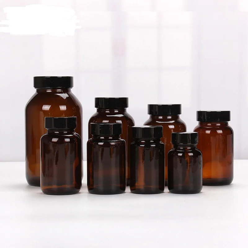 Bottiglia Di Vetro Marrone Sciroppo Medico Flaconcino Ambra Con Tappo A Vite Bottiglie Di Oli Essenziali Realistiche 3d Mock 94832923