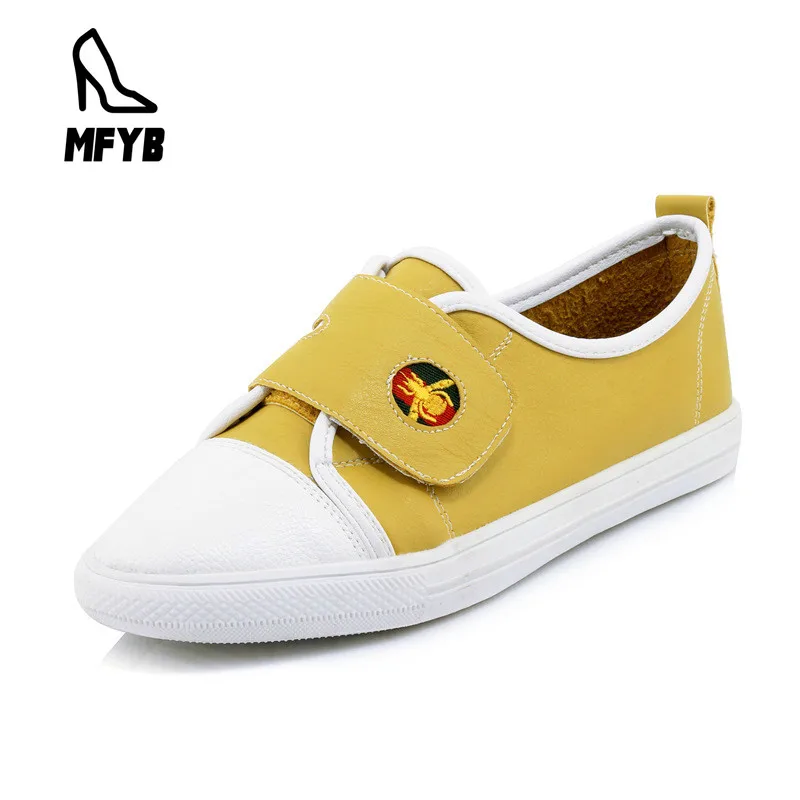 

MFYB Women's flat shoes 2019 autumn new comfortable flat student white shoes large size 34-46