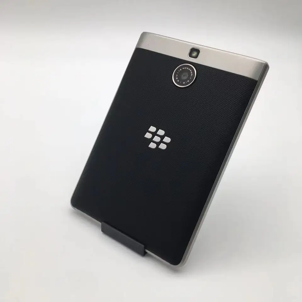Blackberry Passport Silver Edition Q30-4 Refurbished