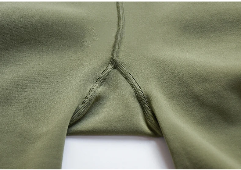 12120845984_370537472