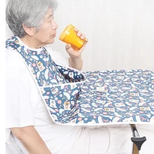 Babador adulto impermeável e à prova de vazamento de jantar bib protege a roupa do avental de salpicos e manchas na toalha de água