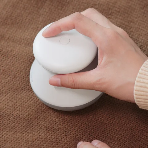 Lint Remover Hair Ball Cutter Fabric Shaver Fuzz Pellet Cutter Clothes Hair Ball Trimmer USB Rechargeable Lint Remover