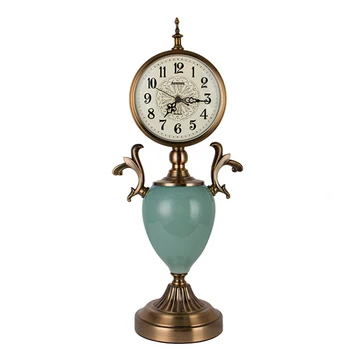 

Decorative Vintage Clock Table Desk Clock European Cracked Ceramics Design Silent Bedside Desk Timekeeping Device for Bedroom
