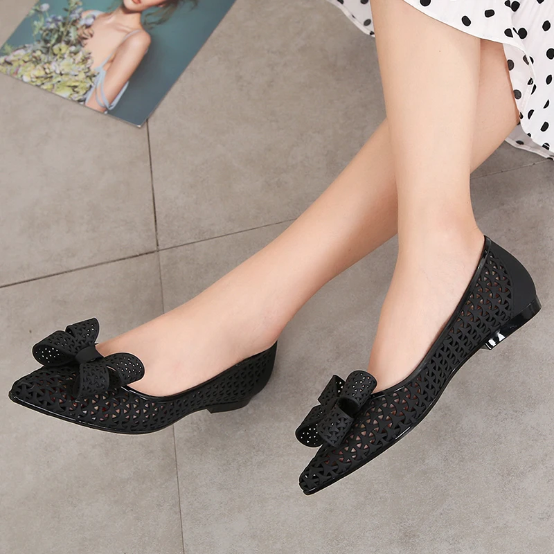 Mocasines de punta con lazo ahuecado para mujer, sandalias de gelatina sin cordones, zapatos planos recortados antideslizantes para exteriores, estilo de ventana - Image 5