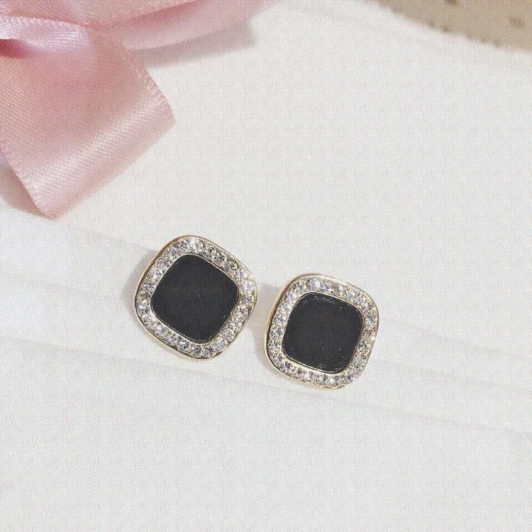 O1CN01QFrjq21lsnLQ7KMdy_!!2883