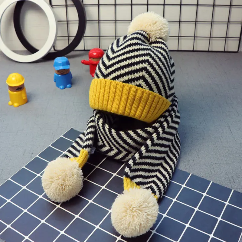 July baby Новый мягкий и удобный теплый костюм с шапкой для маленьких детей шерстяная