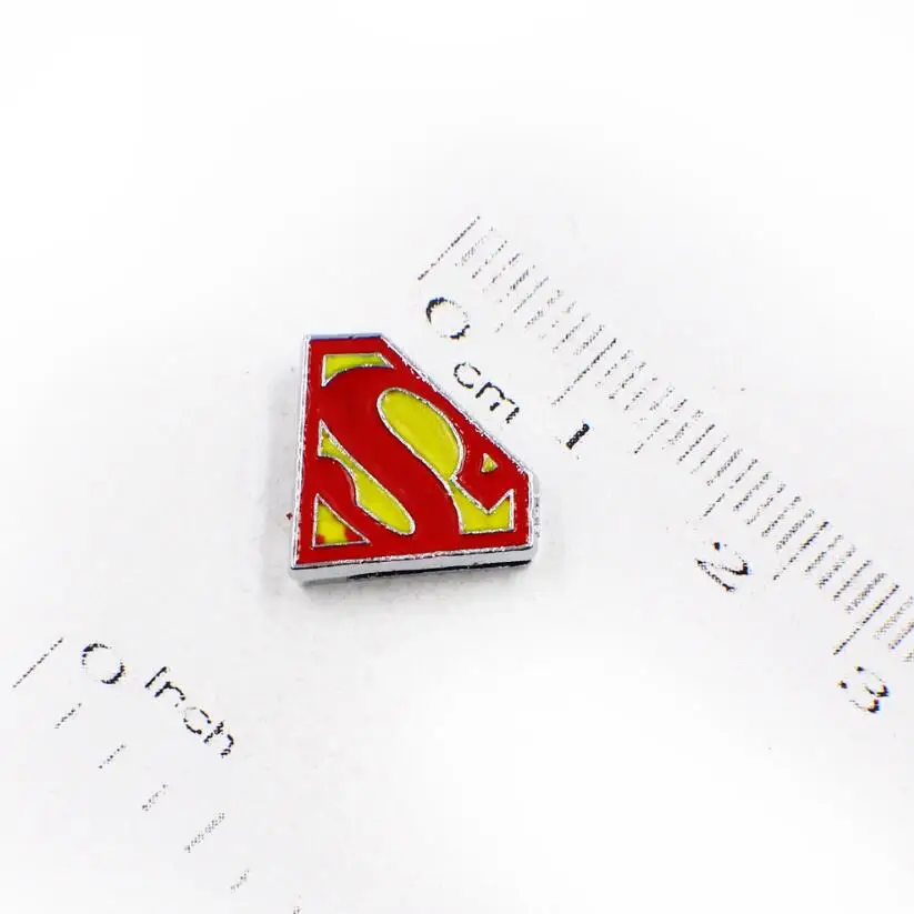 Супермен, супергерой Человек-паук США капитан Железный человек Бэтмен Flash Slide Подвески Эмаль Бусины для нанизывания для 8 мм ремень DIY ювелирных изделий