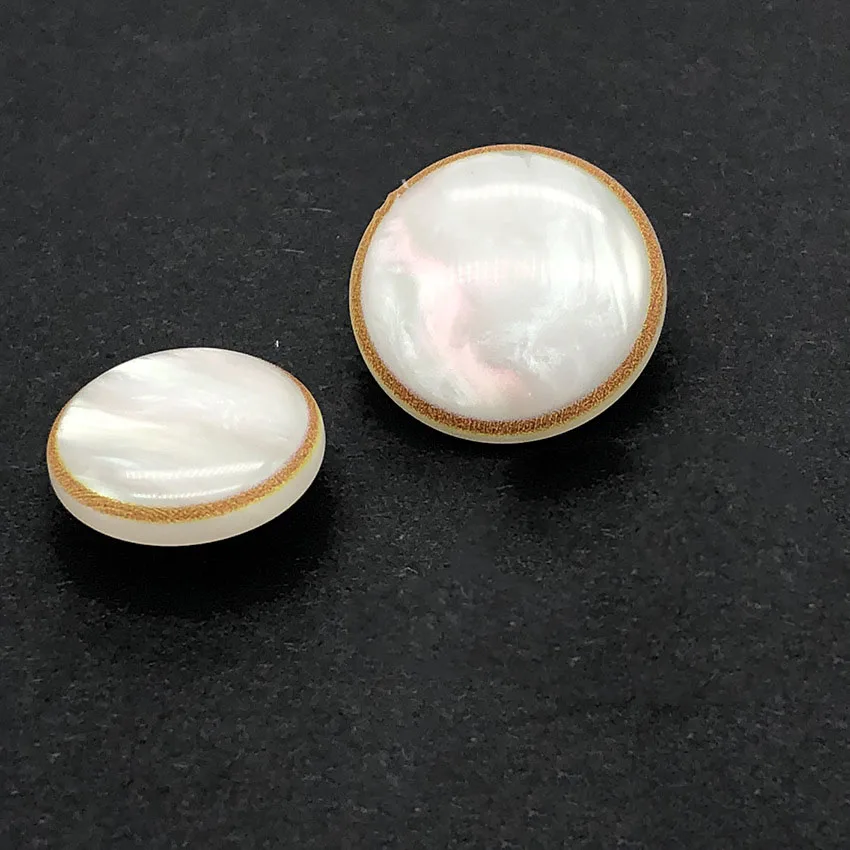 white 50 шт. Meetee 15/18/21/25 мм экологически чистой смолы кнопки Для женщин мужской костюм; пальто Верхняя одежда на пуговицах декоративные пряжки DIY Швейные аксессуары - Цвет: white