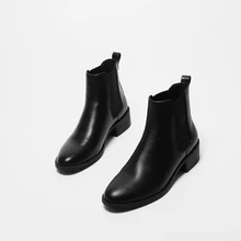 Женские ботинки «Челси» на низком каблуке; черная матовая Осенняя обувь; ботильоны из искусственной кожи; черные ботинки с острым носком