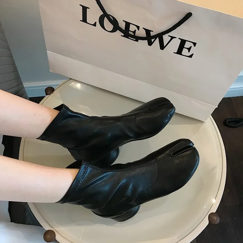 

MONMOIRA Separated Toe Designer Ankle Boots for Women Round Toe Vintage Winter Boots Women Stretch Pu Sock Boots Women SWE0687