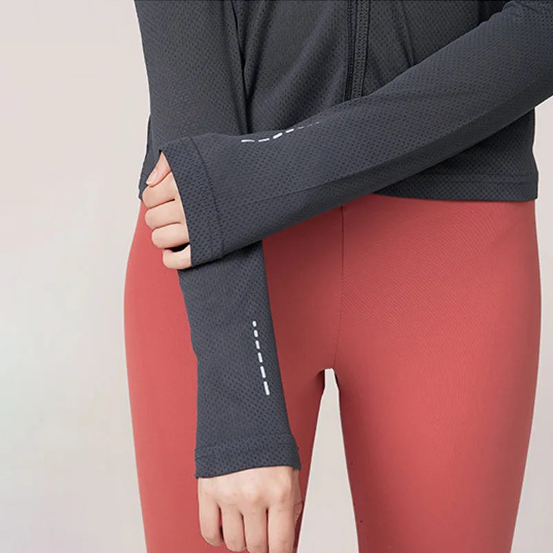 11477613992_1927972774