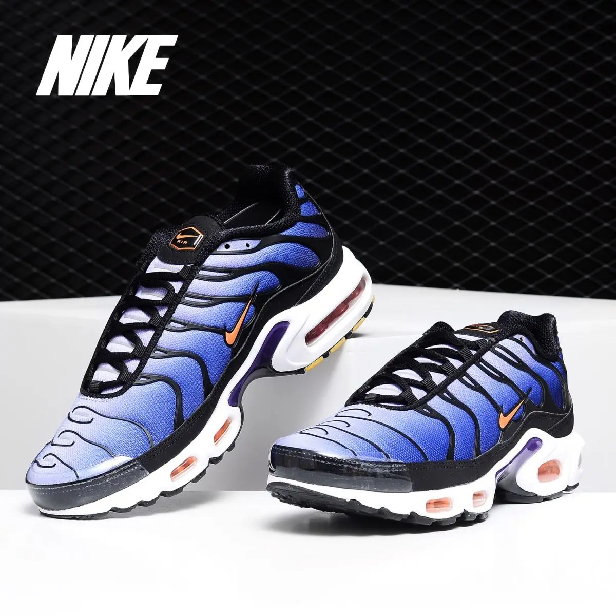 Мужские кроссовки для бега Nike Air Max Plus 2020 | Спорт и развлечения