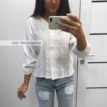 

2020 New Spring Summer White Blouse Korean Style Women Long Sleeve Cotton Shirt V Neck Vintage Casual Sweet Elegant Shirt Tops