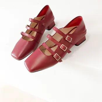 

Hollowing Dress Single Shoes Woman New Shallow Mouth Mary Janes Shoes Fashion Low Heel Shoes Retro Square Toe Flat Ladies Shoes