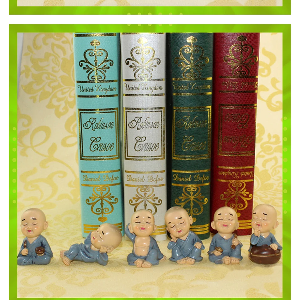 Украшения в виде монахов 4