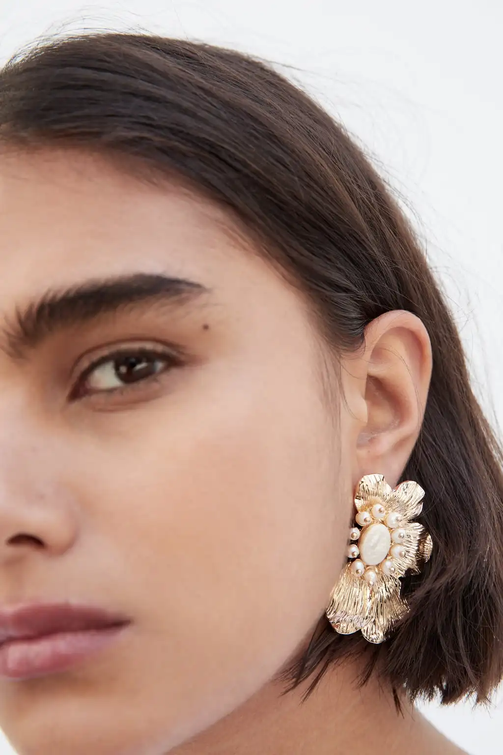 YMYW ZA массивные серьги-гвоздики в виде цветка Золотая подвеска с искусственным жемчугом металлические серьги из цинкового сплава ювелирные изделия Oorbellen voor vrouwen