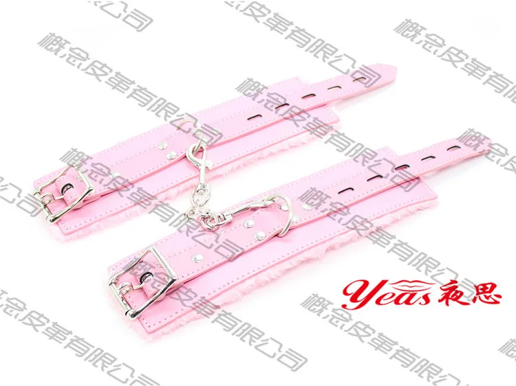 Оптовые продажи от производителя связываемые наручники для рук губка липучка женский аппарат наручники для взрослых Продукты для здоровья производительность