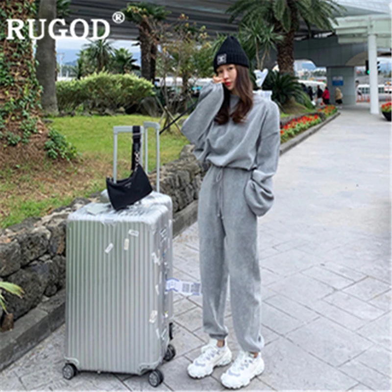 Женский бархатный костюм RUGOD теплый весенний комплект из 2 предметов однотонный
