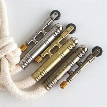 

HY-678 Outdoor Tools Kerosene Retro Lighter Rattlesnake Rope Velvet Metal Camping Trench Sailor Style Camping Equipment