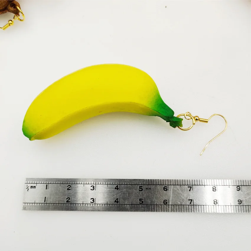 Novo 3d pequeno pato banana sorriso gota brincos macio plutônio bola dos desenhos animados animal brincos para senhoras menina elegante festa de férias