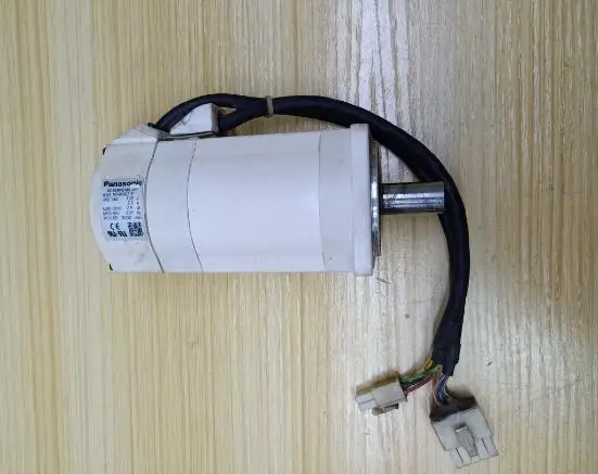Серводвигатель MSMA042A1E, используется один, 90% ВНЕШНИЙ ВИД, 3 месяца гарантии, быстрая