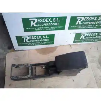 

CENTRAL ARMREST NISSAN X-TRAIL (T30)