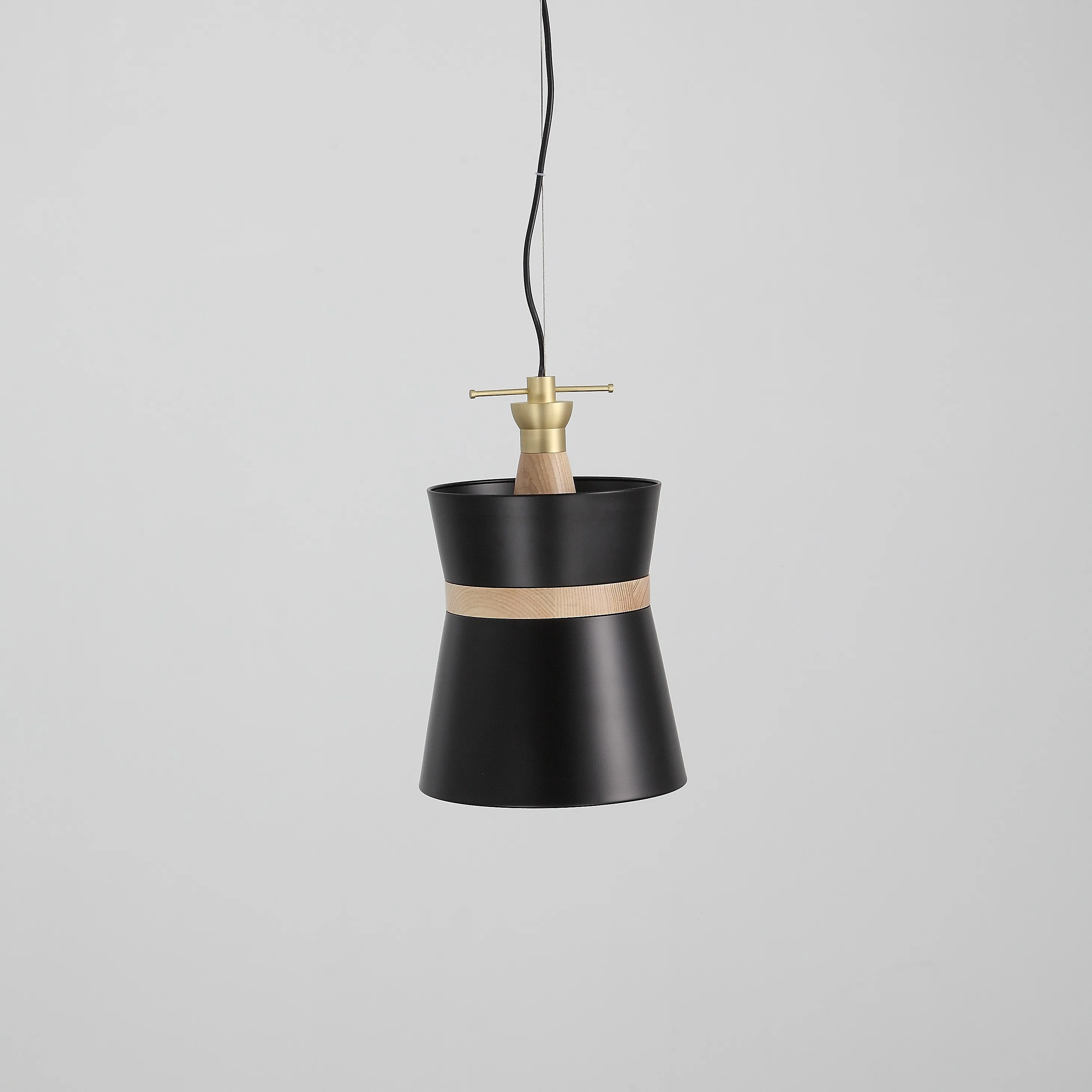 

Iron Pedant Light Black Color Restaurant Hanging Light Indoor Chandeliers Bar Lighting Fixture House Kitchen Pendant Light