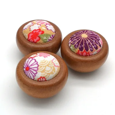 DIY Craft Quilting Needle Pin Cushion Holder Solid Wood Base Pincushions Sewing Pin Cushion Home Sewing Supplies - Цвет: 1Pc 11