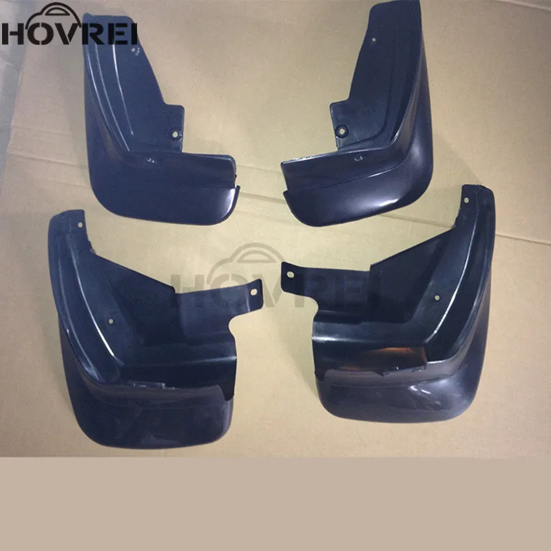 Набор литых модифицированных брызговиков для Subaru Forester II 2004 2005 2006 2007 2008 передние и