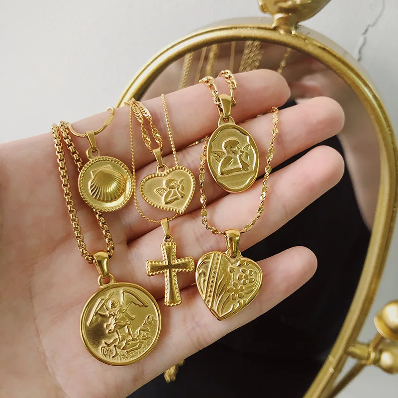 Amaiyllis 18K Gold Portrait Coin Cross Peach Heart Angel Charms Vintage Pendant Accessories For Women Diy 18k Necklaces