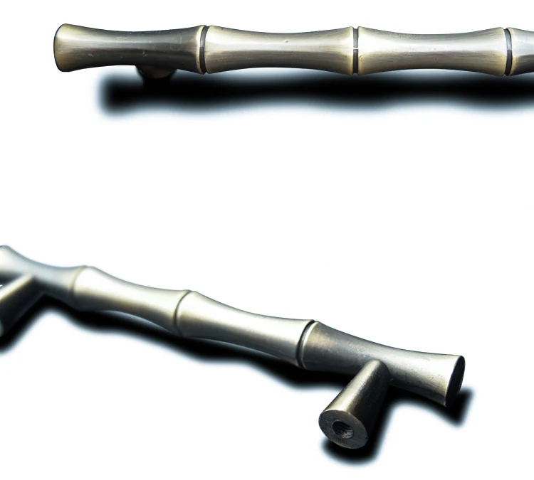 8564156035_2029450597 (1)