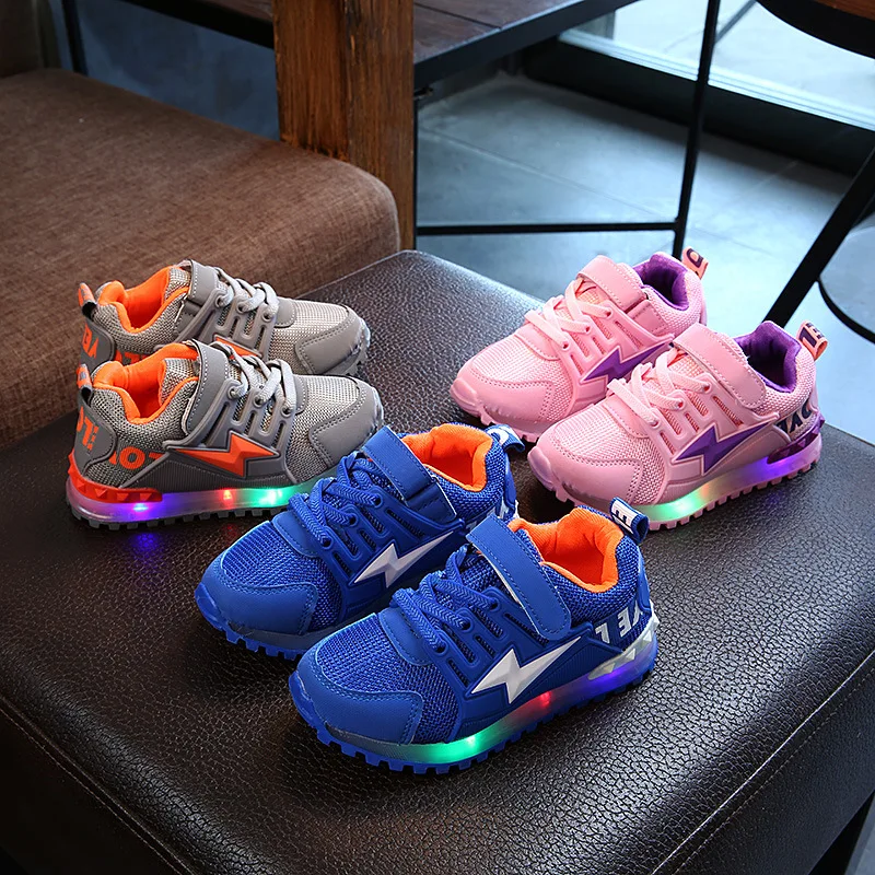 Детская Легкая спортивная обувь со светодиодной подсветкой; обувь для бега для девочек и мальчиков; модная Осенняя светящаяся обувь для малышей; кроссовки; обувь для тенниса