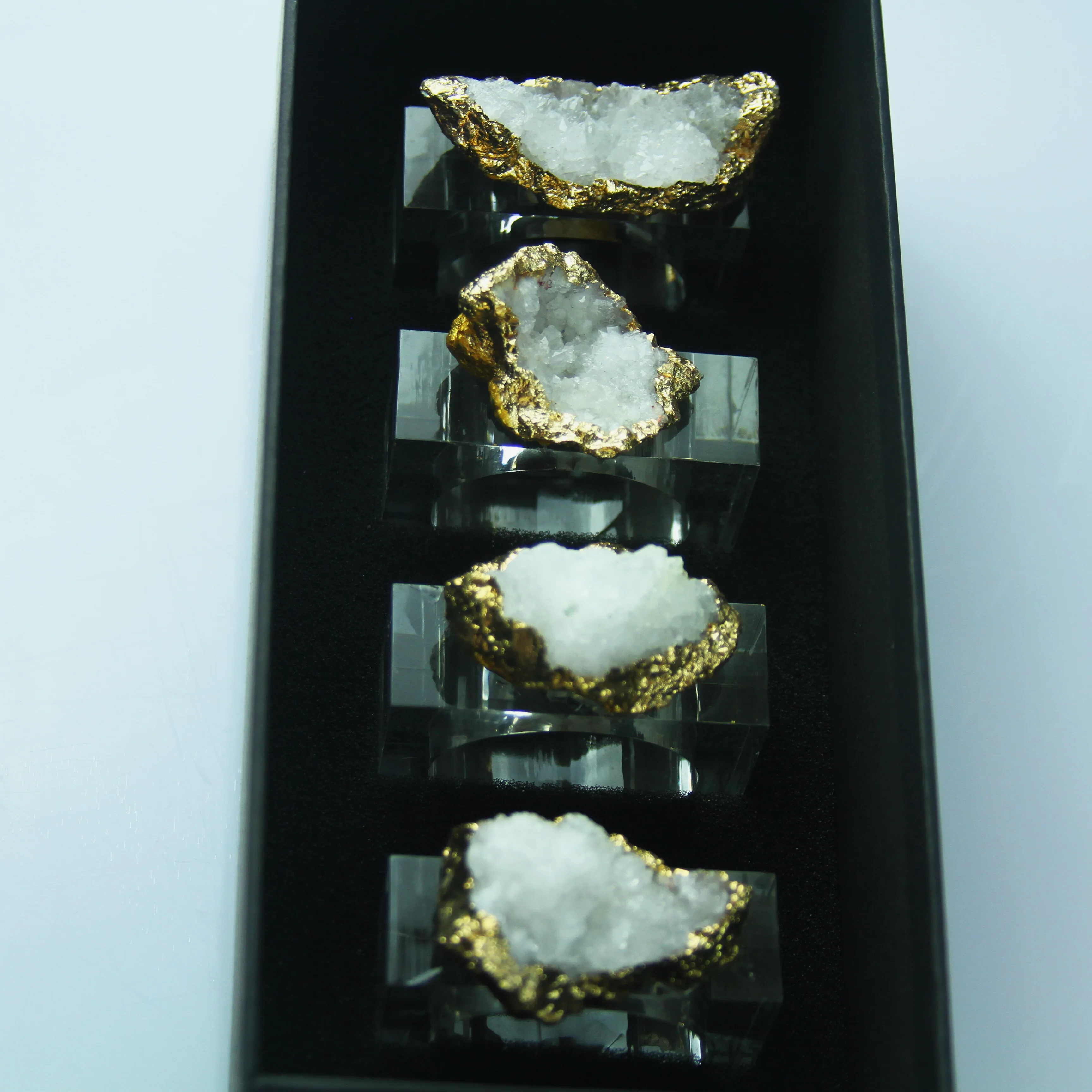 free shipping stone crystal napkin ring napkin holder for wedding