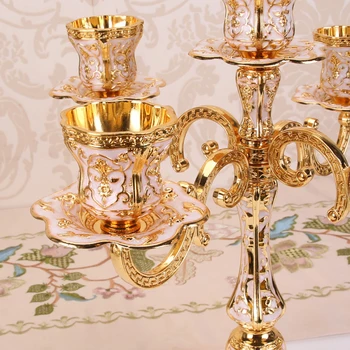 

Zinc Alloy Candle Holder Wedding Props Metal Candlestick Dining Decoration