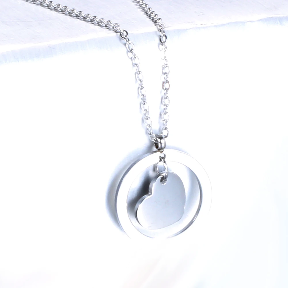 2025 Nuovi arrivi in acciaio inossidabile cuore iniziale ciondolo con lettera nera regalo per donne bambini collana gioielli_voghion.com