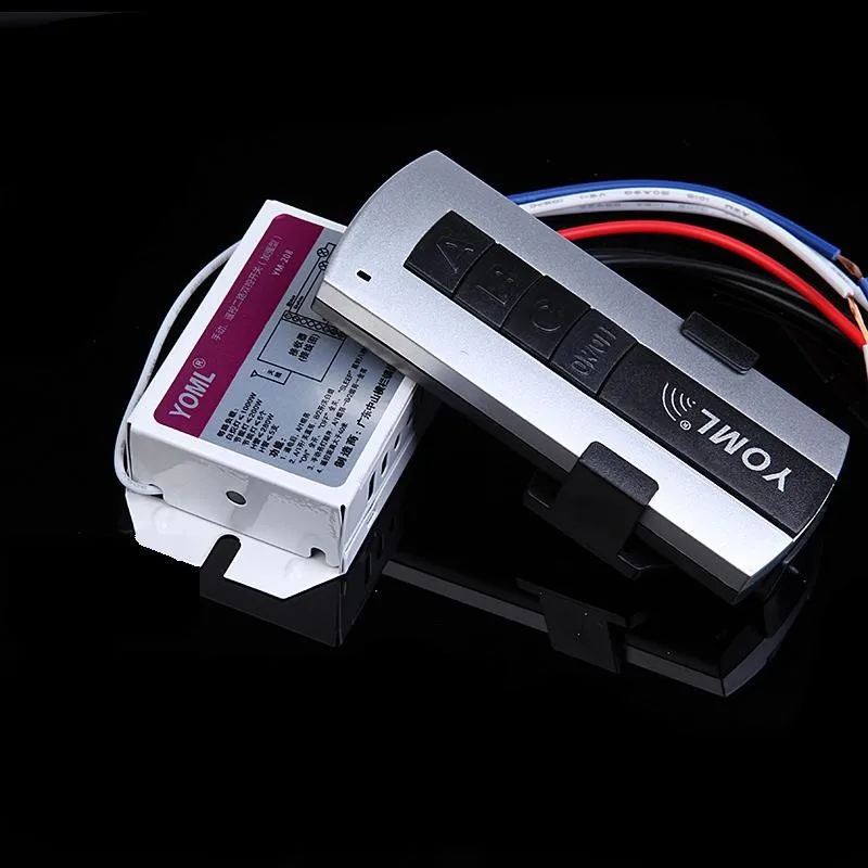 

Intelligent sectional power switch for ceiling suspension lamps of wireless remote controller