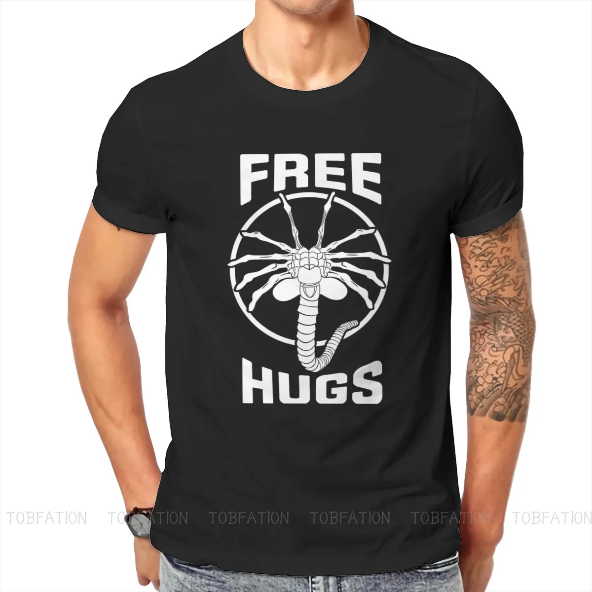 

Alien Thriller Movie TShirt for Men Free Facehugger Hugs Essential Soft Summer Sweatshirts T Shirt Novelty New Design Fluffy