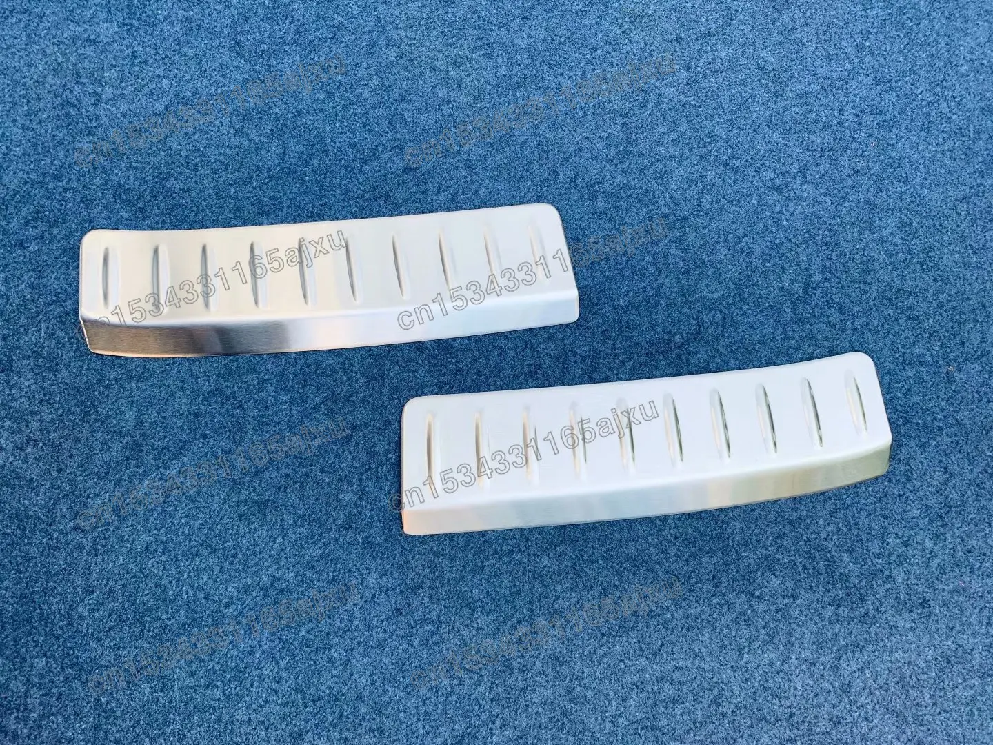 Rear Bumper Protector Sill Trunk Rear guard Tread Plate cover Trim Car