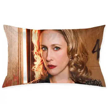 

Vera Farmiga Fashionable pillowcase and rectangular decorative pillowcase 20 "x30"