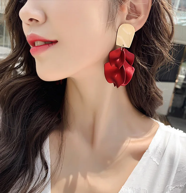 Блестящие боковые новые модные брендовые ювелирные изделия розы цветок серьги гвоздики для женщин геометрические серьги