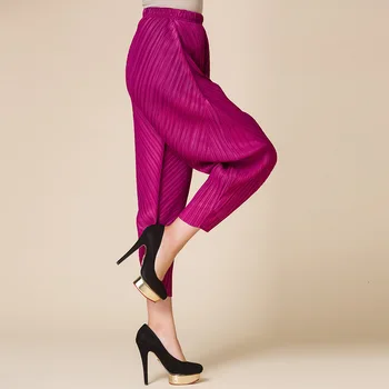 

[LANMREM] 2020 Spring and summer new products Fashion solid color loose large size nine points pencil pants women PA631