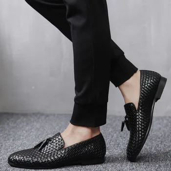 

ZERO MORE Men Shoes Breathable Men Loafers Luxury Tassel Weave Comfortable Men's Flats Men Oxford Casual Shoes Big Size 48