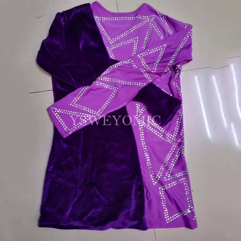 Black Latin Dance Shirts Men Flamenco Long Sleeve Round Neck Sequin Middle East Diamond Tops Ballroom Shirt Performance Wear