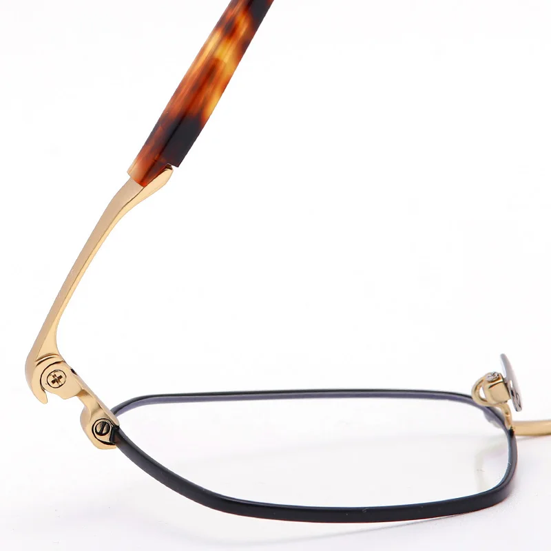 Muzz Unisex Full Rim Square Hand Crafted Titanium Acetate Frame – FuzWeb