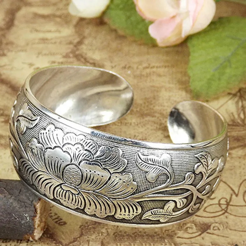 

Tibet Silver Color Flower Bangle For Women Beautiful Peony Bracelet Cuff Hand Jewelry