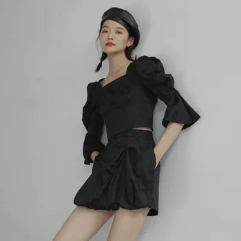 

LANMREM 2020 Summer New Jacquard pleated black Shorts for Women High Street Casual Simple Bottoms with pockets Female Tide PF680