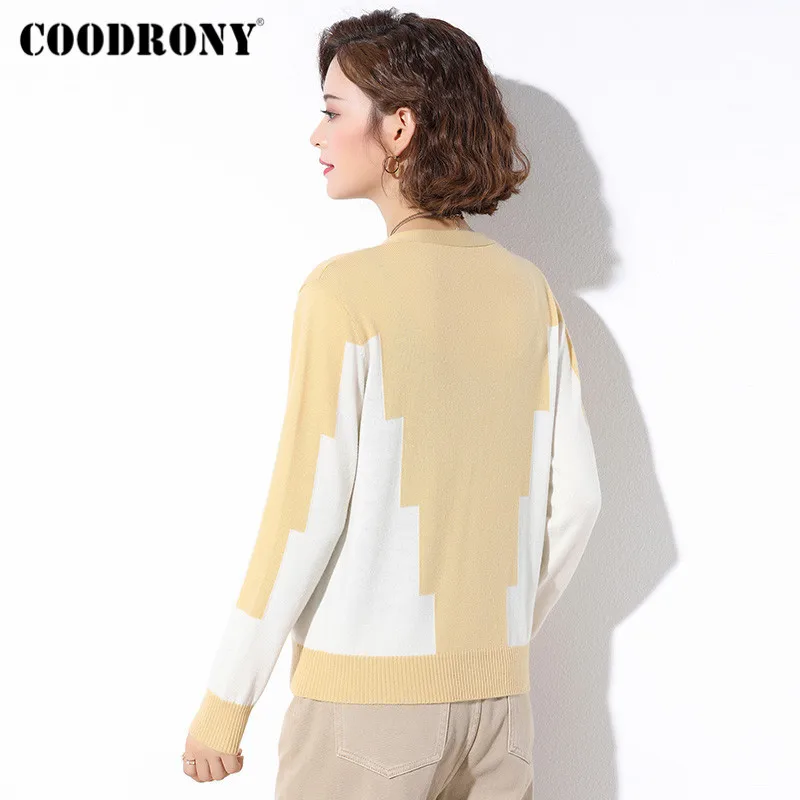 COODRONY Brand V-Neck Soft Wool Geometric Cardigan Woman 2020 Autumn Winter Streetwear Knitted Casual Slim Sweater Female W1048