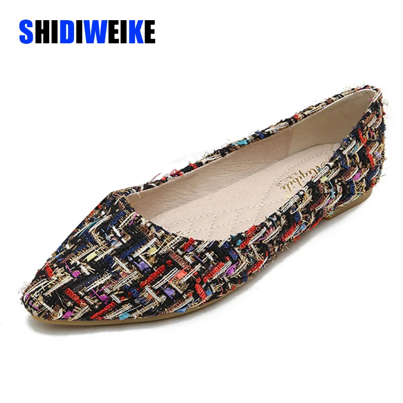

2020 Women Flats Loafers pointed toe Shoes mixed color Sandals shallow Slip on Slides Woven cloth shoes black plus size 43 I188